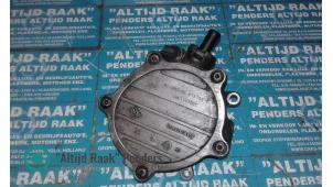 Used Vacuum pump (diesel) Audi A6 Price on request offered by "Altijd Raak" Penders