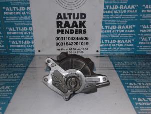 Used Vacuum pump (diesel) Mercedes S-Klasse Price on request offered by "Altijd Raak" Penders