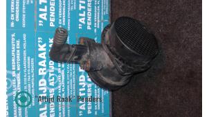 Luftmassenmesser van een Volvo S60 2007