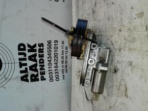 Used Camshaft adjuster Audi A4 Price on request offered by "Altijd Raak" Penders