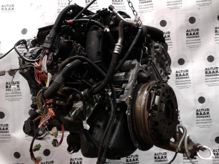 Motor de un BMW 1 serie (E88) 125i 24V 2012