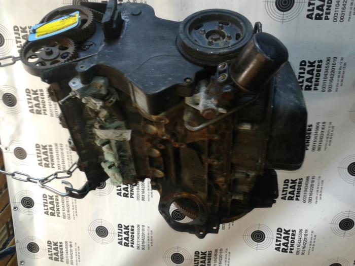 Engine from a Vauxhall Zafira Mk.I (F75) 2.0 GSi 16V Turbo 2002