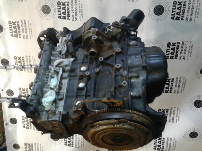 Engine from a Vauxhall Zafira Mk.I (F75) 2.0 GSi 16V Turbo 2002