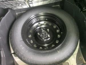Used Spare wheel Ssang Yong Korando 2.0 e-XDi 16V 4x2 Price on request offered by "Altijd Raak" Penders