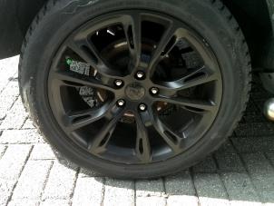 Used Set of wheels Jeep Grand Cherokee (WH/WK) 3.0 CRD V6 24V DPF Price on request offered by "Altijd Raak" Penders