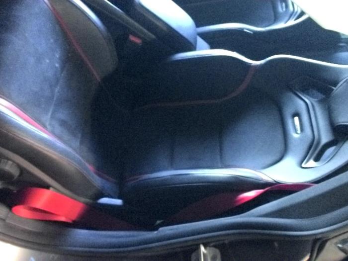 Seat, left from a Mercedes-Benz CLA Shooting Brake (117.9) 2.0 AMG CLA-45 Turbo 16V 2015