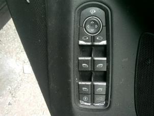 Used Electric window switch Porsche Panamera (970) 3.0 D V6 24V Price on request offered by "Altijd Raak" Penders