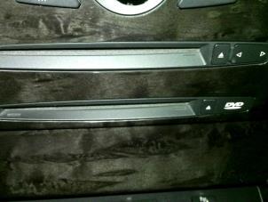 Used Radio CD player BMW 6 serie (E64) 630 Ci 24V Price on request offered by "Altijd Raak" Penders