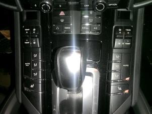 Used Air conditioning control panel Porsche Cayenne II (92A) 3.0 D V6 24V Price on request offered by "Altijd Raak" Penders