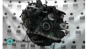 Motor van een Porsche Cayenne II (92A) 3.0 D V6 24V 2013