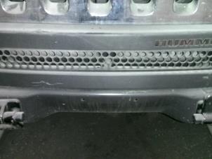 Used Grille Hummer H3 3.7 20V Price on request offered by "Altijd Raak" Penders