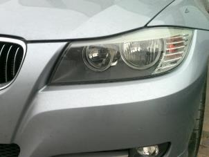 Used Headlight, left BMW 3 serie (F30) 328d 2.0 16V Price on request offered by "Altijd Raak" Penders