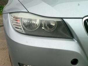 Used Headlight, right BMW 3 serie (F30) 328d 2.0 16V Price on request offered by "Altijd Raak" Penders