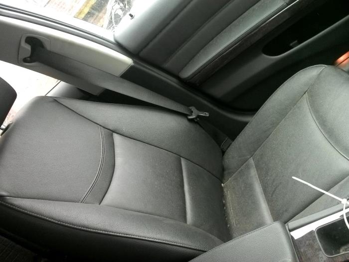 Sitz links van een BMW 3 serie (F30) 328d 2.0 16V 2012