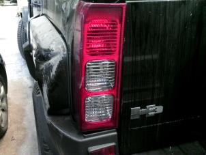 Used Taillight, left Hummer H3 3.7 20V Price on request offered by "Altijd Raak" Penders