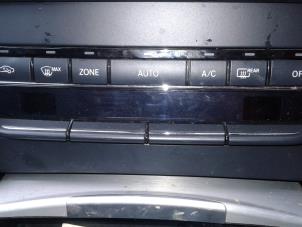 Used Heater control panel Mercedes E (W212) E-220 CDI 16V BlueEfficiency Price on request offered by "Altijd Raak" Penders