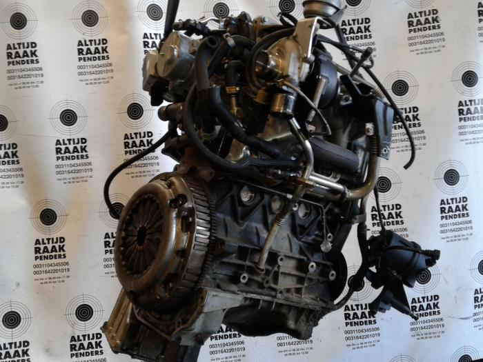 Engine from a Suzuki Grand Vitara II (JT) 1.9 DDiS 2008