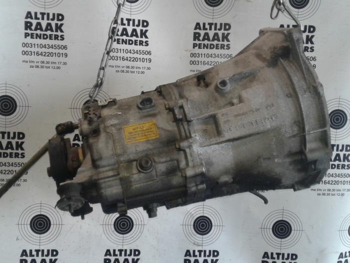 Gearbox from a BMW 3 serie (E46/4) 318i 16V 2001