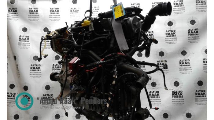 Engine from a Renault Scénic II (JM) 1.9 dCi 130 2006