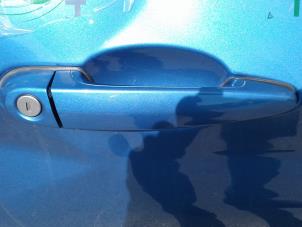 Used Door handle 2-door, right BMW 1 serie (F21) M135i 3.0 24V Price on request offered by "Altijd Raak" Penders