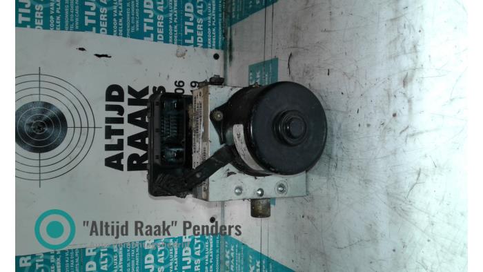 Begagnade ABS-pump Jeep Grand Cherokee (WG/WJ) 4.7i V-8 HO Pris på förfrågan erbjuds av "Altijd Raak" Penders