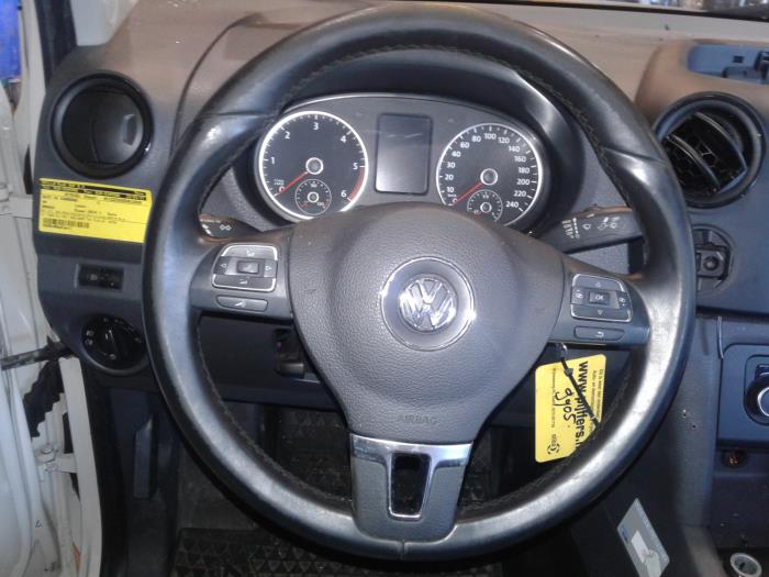 Mando de radio volante de un Volkswagen Amarok 2.0 BiTDI 16V 180 4Motion 2014