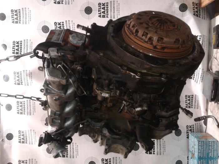 Motor de un Volkswagen LT 2006