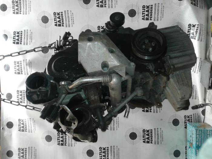 Motor van een Volkswagen Polo IV (9N1/2/3) 1.4 TDI 80 2010