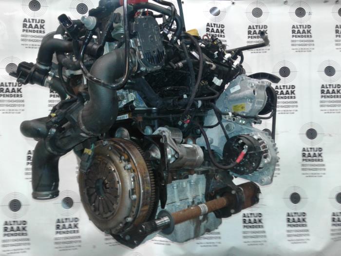 Motor van een Fiat 500 Abarth 2016