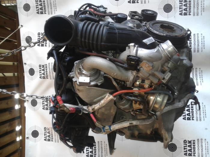Engine from a BMW 1 serie (E87/87N) 123d 16V 2008