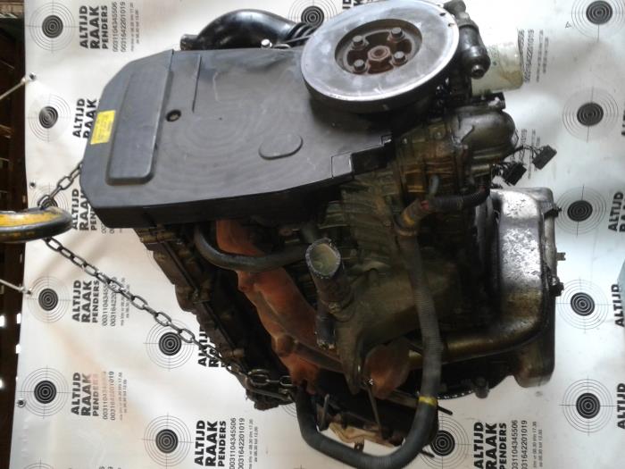 Engine from a Volvo 9-Serie 1992