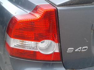 Usagé Feu arrière gauche Volvo S40 (MS) 2.4 20V Prix sur demande proposé par "Altijd Raak" Penders