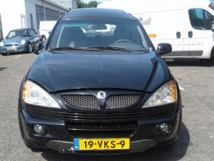 Used Front bumper frame Ssang Yong Kyron 2.0 200 Xdi 16V 4x4 Price on request offered by "Altijd Raak" Penders