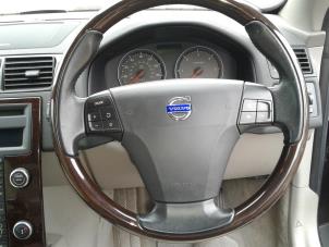 Used Steering wheel mounted radio control Volvo C70 (MC) 2.4 D5 20V Autom. Price on request offered by "Altijd Raak" Penders