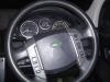 Land Rover Freelander II 2.2 tD4 16V Steering wheel mounted radio control