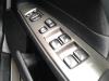 Interruptor de ventanilla eléctrica de un Lexus IS (E2), 2005 / 2013 220d 16V, Sedán, 4Puertas, Diesel, 2.231cc, 130kW (177pk), RWD, 2ADFHV, 2005-08 / 2012-07, ALE20 2009