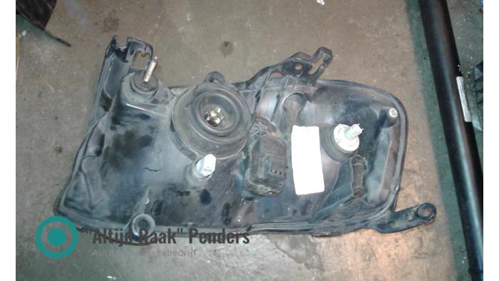 2003 Mazda Tribute Headlight - Ultimate Mazda