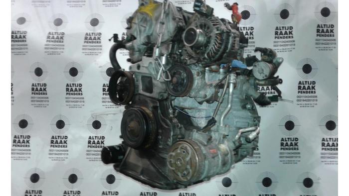 Motor de un Nissan X-Trail (T30) 2.5 16V 4x4 2008