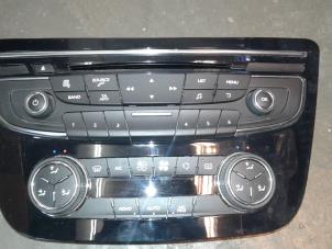 Used Radio control panel Peugeot 508 Price on request offered by "Altijd Raak" Penders