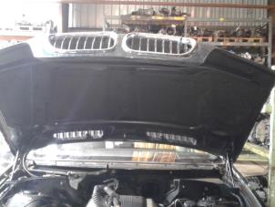Used Bonnet gas strut, left BMW X5 (E53) 4.4 V8 32V Price on request offered by "Altijd Raak" Penders