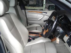 Used Seat, right BMW X5 (E53) 4.4 V8 32V Price on request offered by "Altijd Raak" Penders
