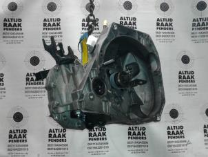 Used Gearbox Renault Clio Price on request offered by "Altijd Raak" Penders