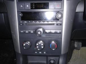 Used Air conditioning control panel Chevrolet Captiva (C100) 2.0 CDTI 16V 150 4x4 Price on request offered by "Altijd Raak" Penders