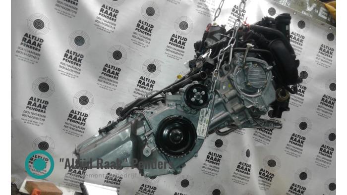 Neue Motor Mercedes A (W169) 2.0 A-180 CDI 16V 5-Drs. Preis auf Anfrage angeboten von "Altijd Raak" Penders