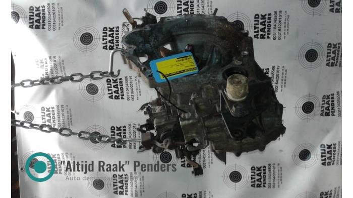 Używane Skrzynia biegów Toyota Avensis Cena na żądanie oferowane przez "Altijd Raak" Penders