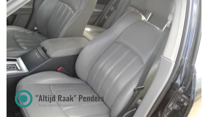 Używane Fotel lewy Chrysler 300 C 3.0 CRD V6 24V Cena na żądanie oferowane przez "Altijd Raak" Penders