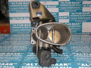 Used Throttle body BMW Z3 Price on request offered by "Altijd Raak" Penders