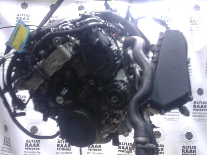 Motor van een BMW 3 serie Gran Turismo (F34) 320d 2.0 16V 2015