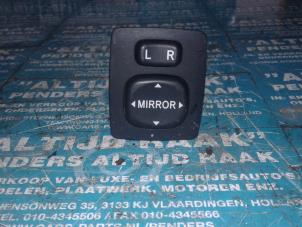 Usados Interruptor de retrovisor Toyota Camry Precio de solicitud ofrecido por "Altijd Raak" Penders
