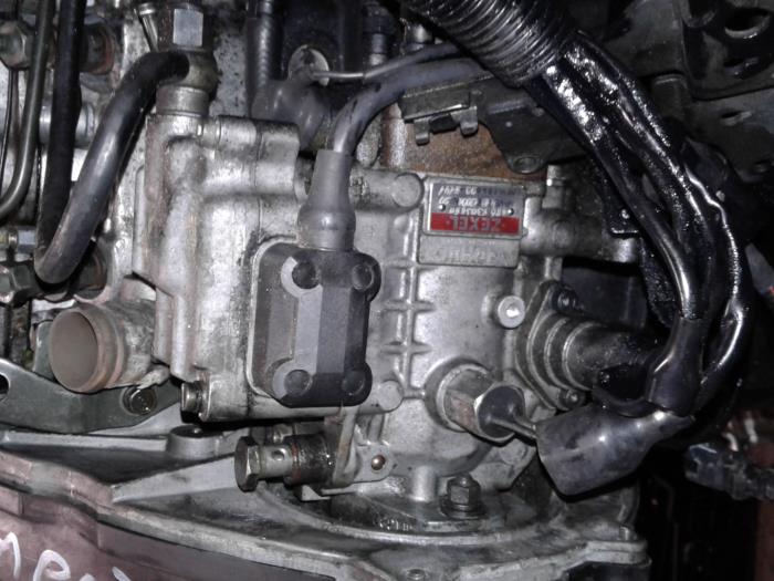 Pompe carburant mécanique d'un Hyundai H200 2005